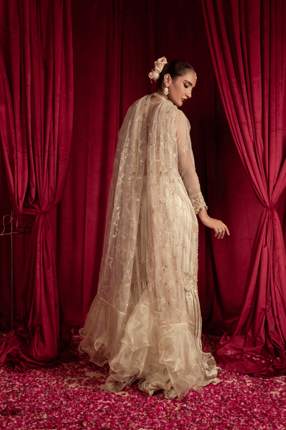 Zeenat - Image 6